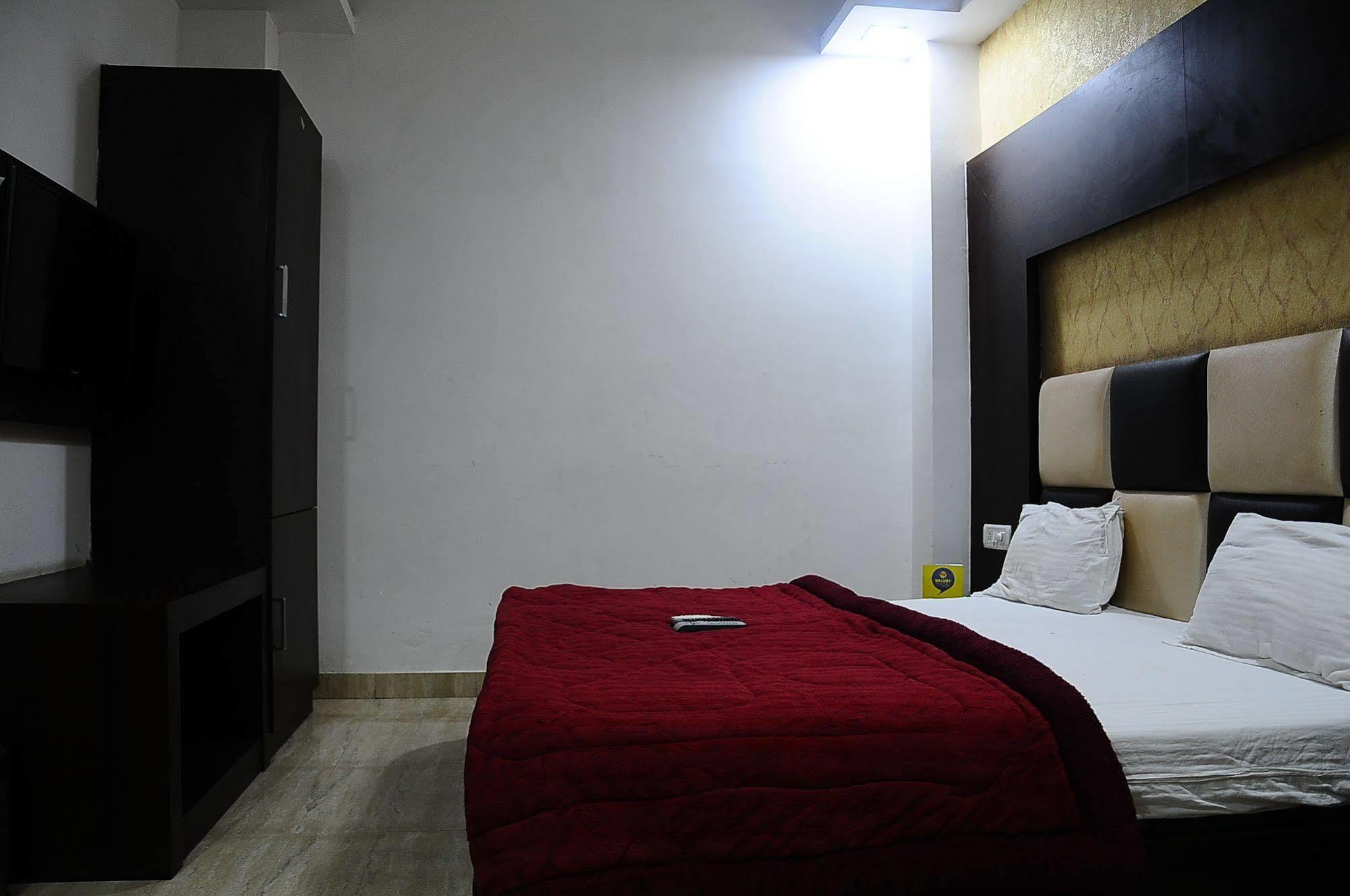 Super Hotel O Winner Inn Αμριτσάρ Εξωτερικό φωτογραφία